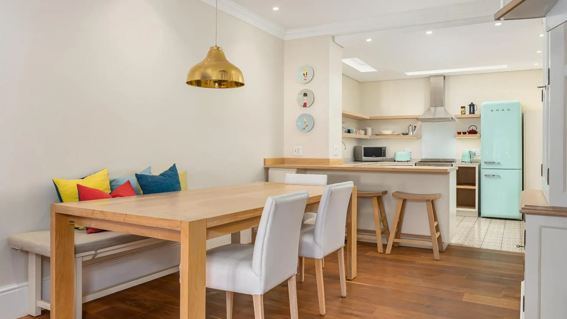 Tatil Evi Light & Airy 3 Bedroom Green Point Family Home Cape Town Güney Afrika