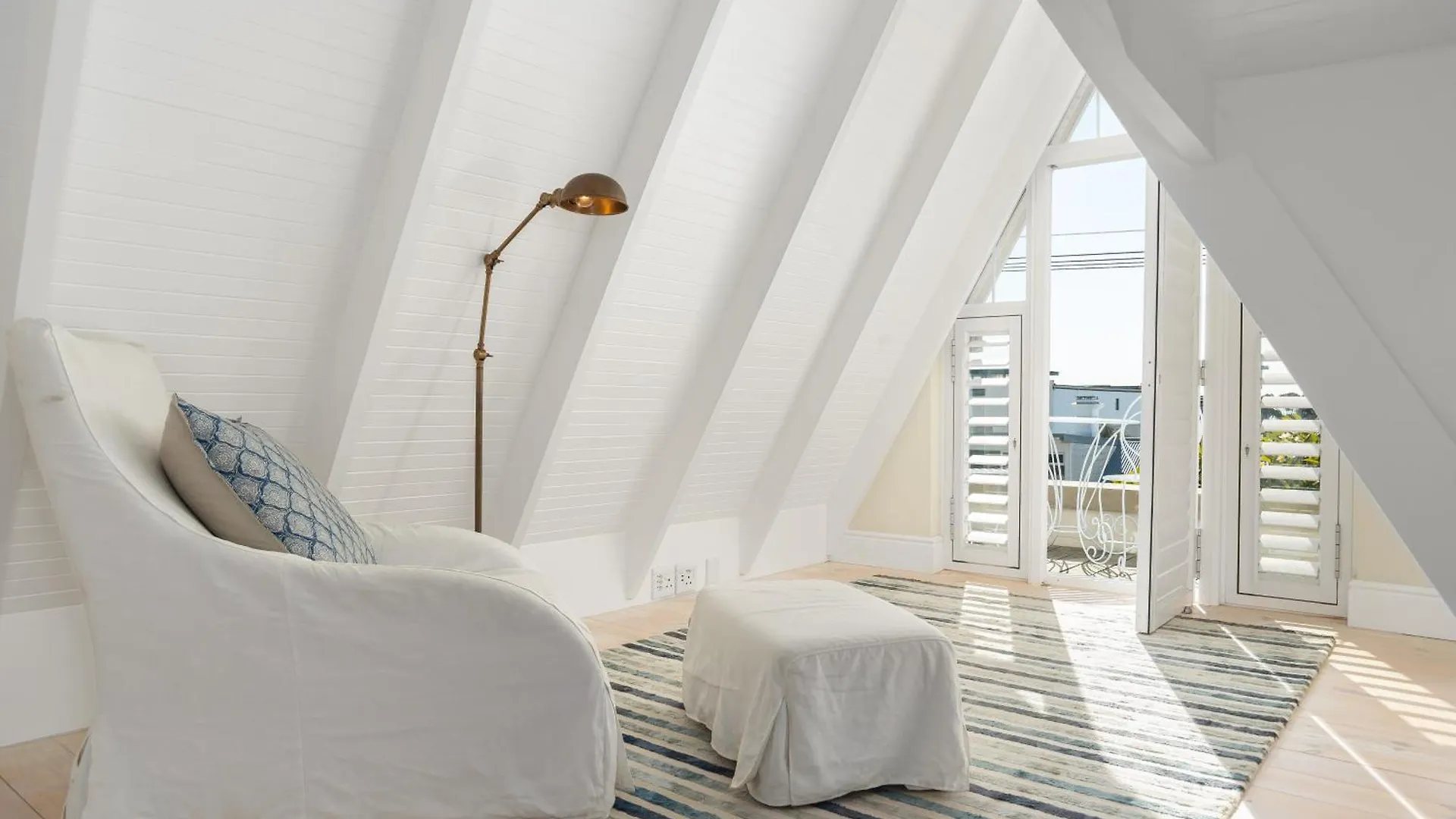 Light & Airy 3 Bedroom Green Point Family Home Cape Town Tatil Evi