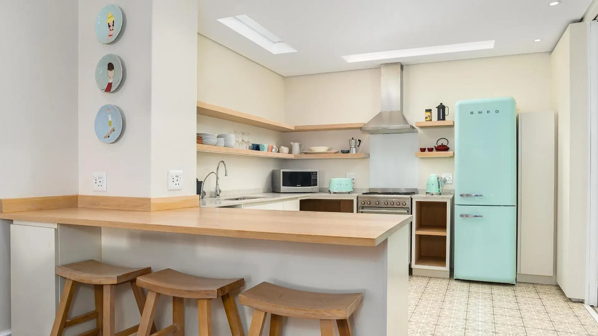 Light & Airy 3 Bedroom Green Point Family Home Cape Town Güney Afrika